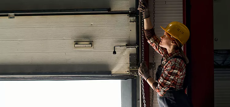Addressing Common Garage Door Stoppage Issues in El Dorado, AR